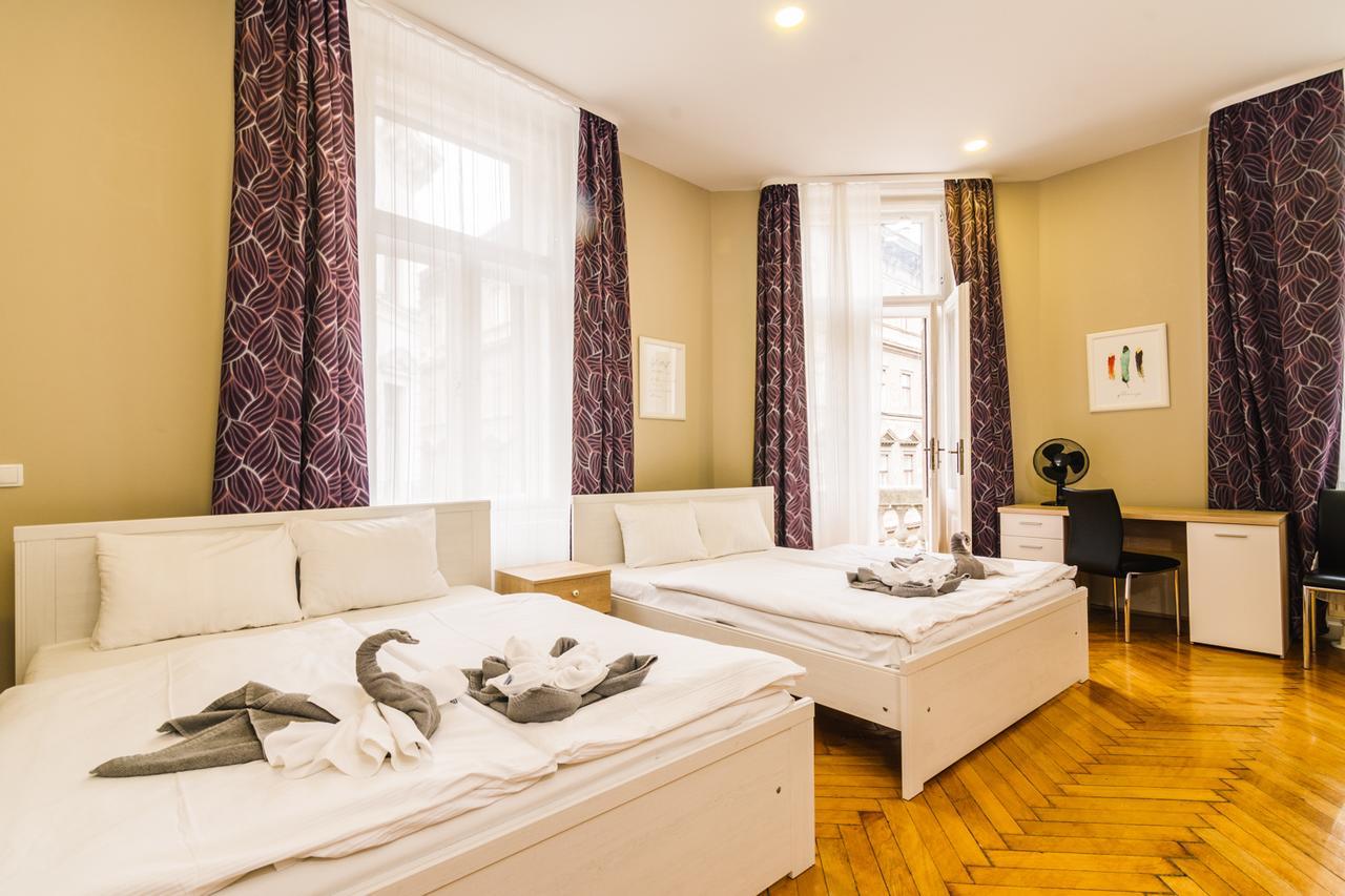 Centric Lifestyle Apartments Budapest Exteriör bild