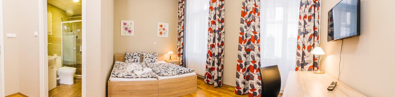 Centric Lifestyle Apartments Budapest Exteriör bild